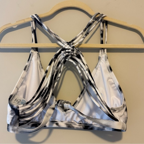 H2Oh! Swim Top - Black and White Tie Dye Size XL - Picture 2 of 3